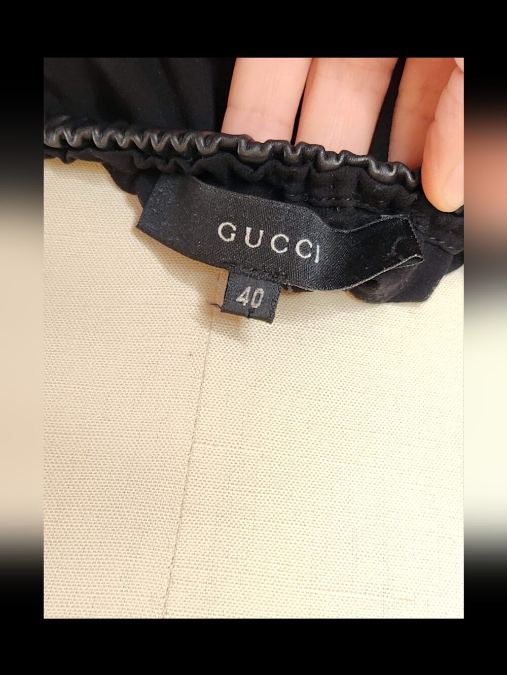 1999 Vintage Tom Ford for Gucci Black Silk Skirt With Feathers Sz 40 - US S - Picture 10 of 16